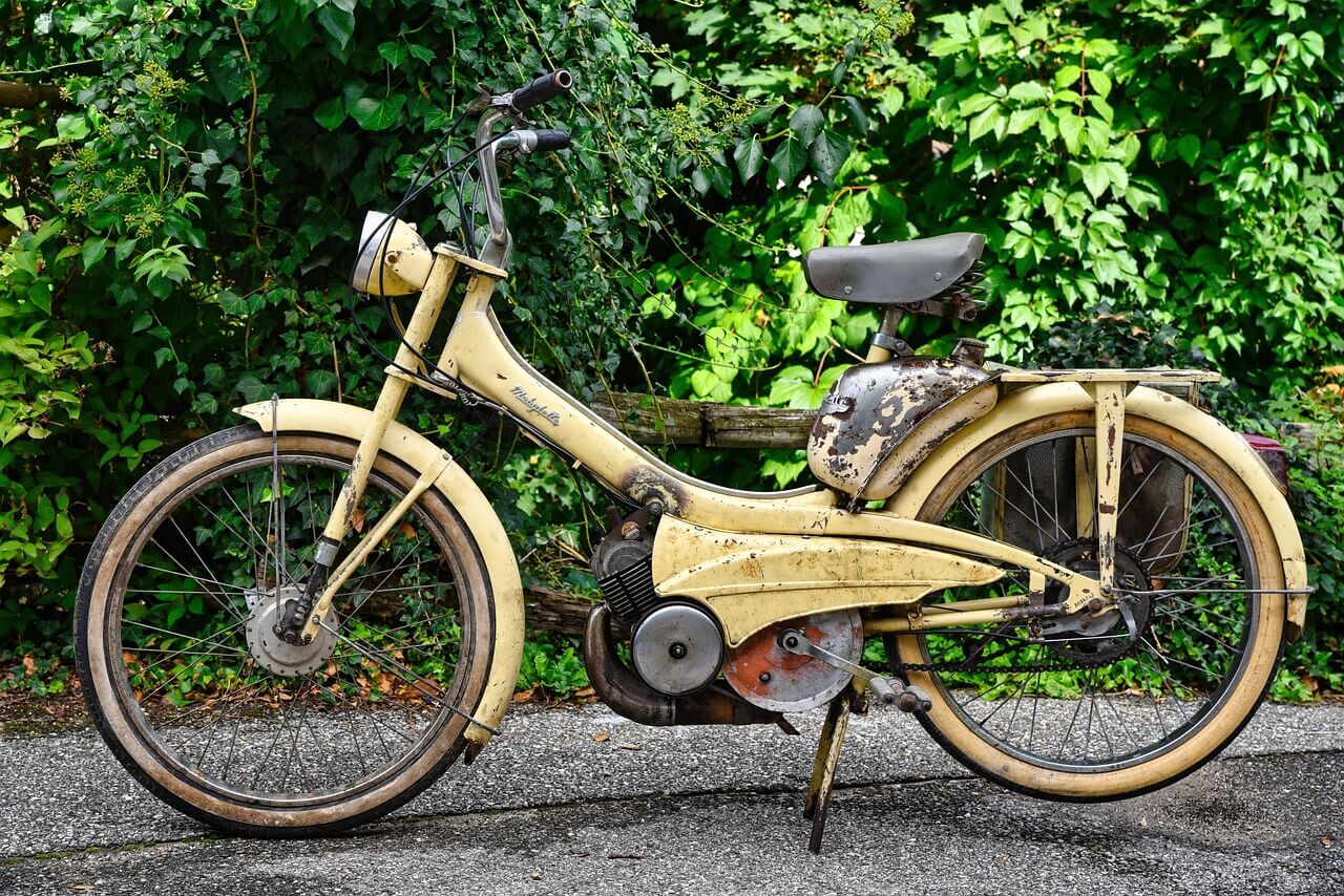 bike-8289452_1280 2 roues salon Epopee du 2 roues - Pixabay tiny