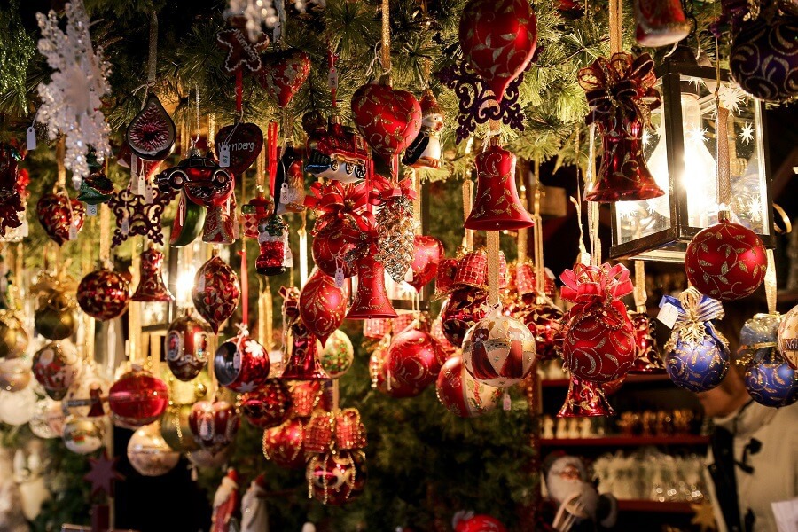 christmas-market-g4a20c284d_1920 - TINY