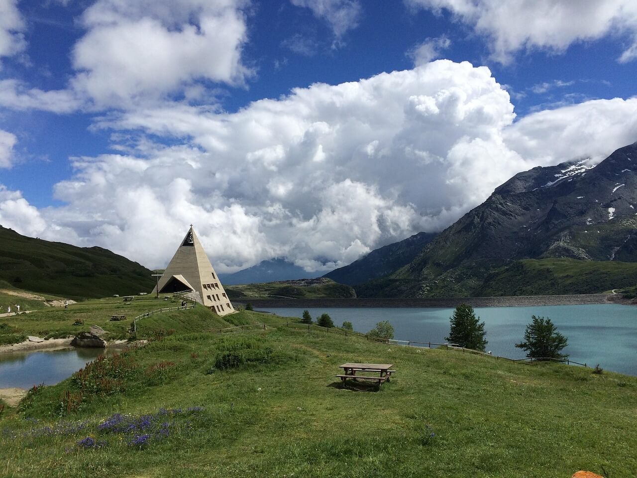 lanslebourg-2753081_1280 Pixabay