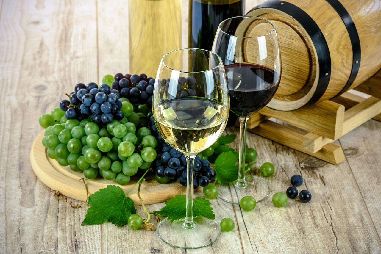 wines-1761613_1280 - Pixabay tiny